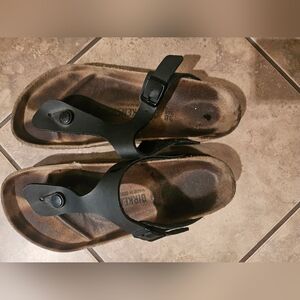 Birkenstock Gizeh Black Sandals